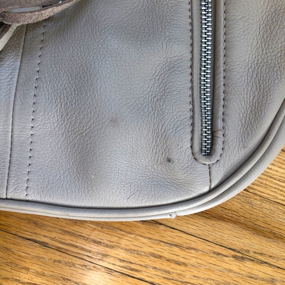 B. Makowsky White Leather Dakota Fringe Crossbody - Picture 5 of 11